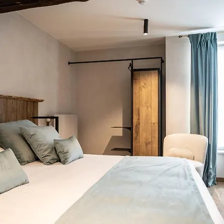 Hotel Lea - Maison Caerdinael 4*