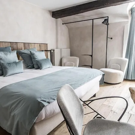 Au Vieux 4*