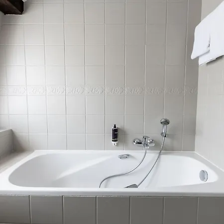 Lea - Maison Caerdinael 4*