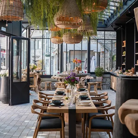 Lea - Maison Caerdinael Hotel 4*