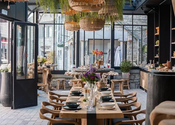 Lea - Maison Caerdinael Hotel 4*